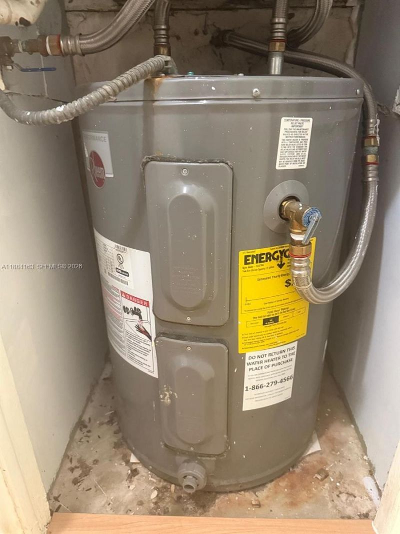 1201 NE 191st St, Unit G304, Miami, FL 33179 Photo