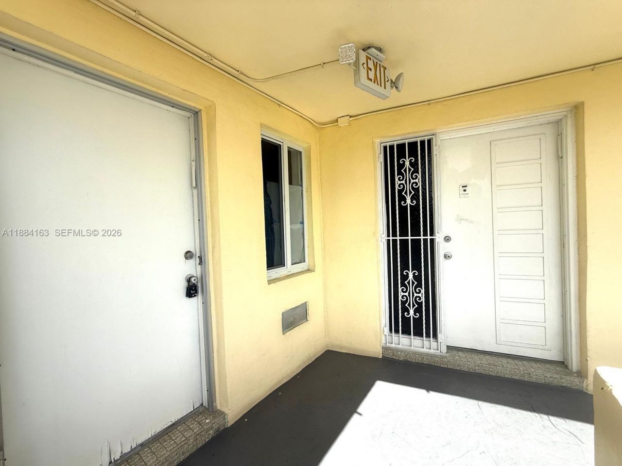1201 NE 191st St, Unit G304, Miami, FL 33179 Photo