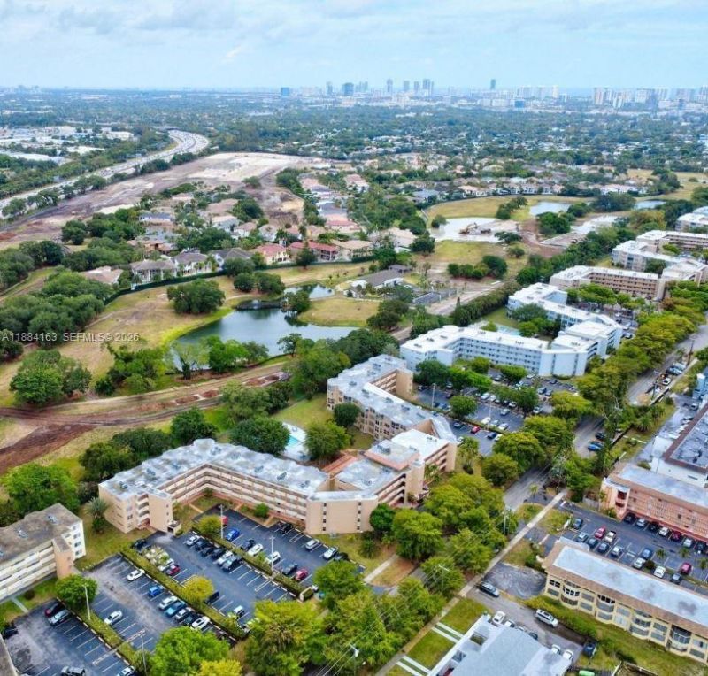 1201 NE 191st St, Unit G304, Miami, FL 33179 Photo