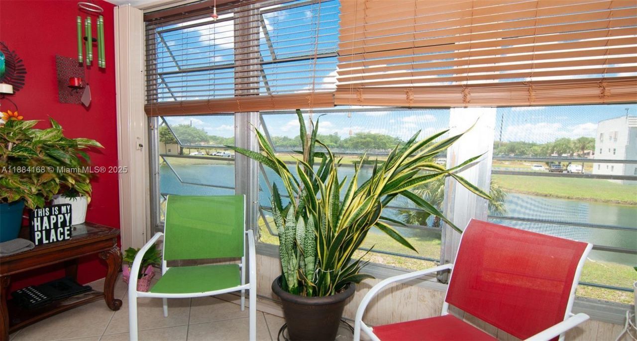 8300 Sunrise Lakes Blvd, Unit 206, Sunrise, FL 33322 Photo