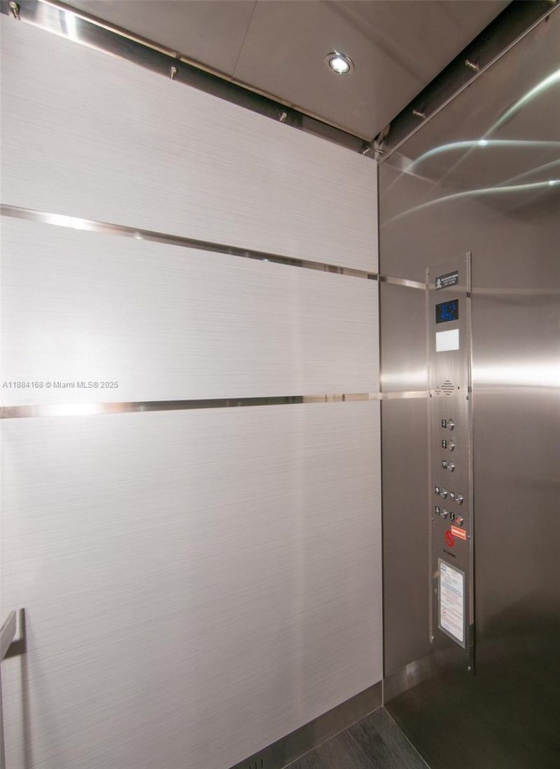 8300 Sunrise Lakes Blvd, Unit 206, Sunrise, FL 33322 Photo