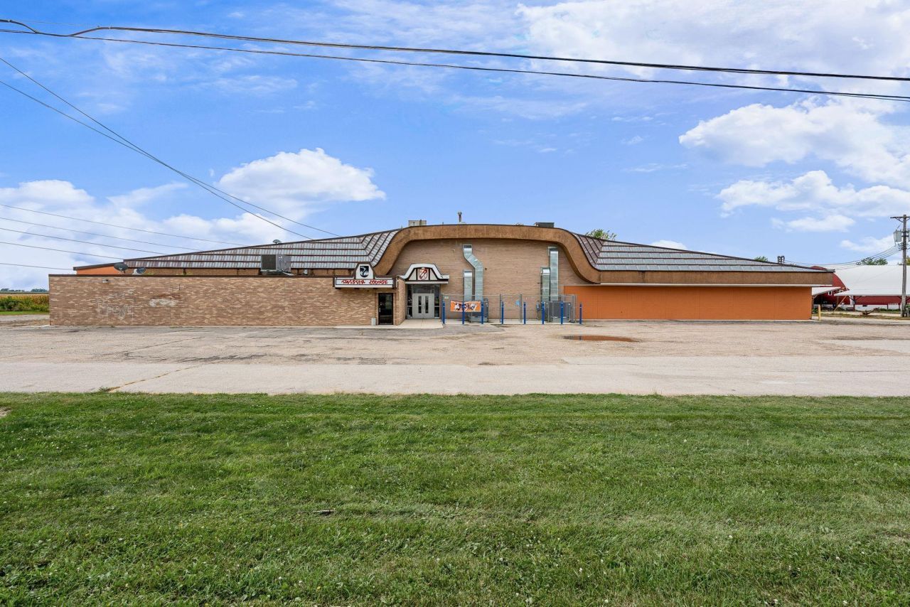 1600 10th Drive SE, Austin, MN 55912