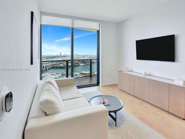 398 NE 5th St, Unit 2410, Miami, FL 33132