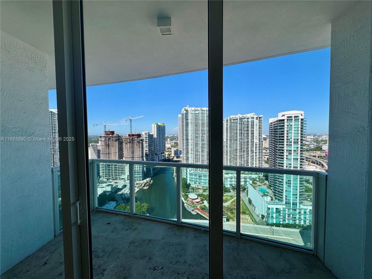 31 SE 5th St, Unit 3817, Miami, FL 33131 Photo