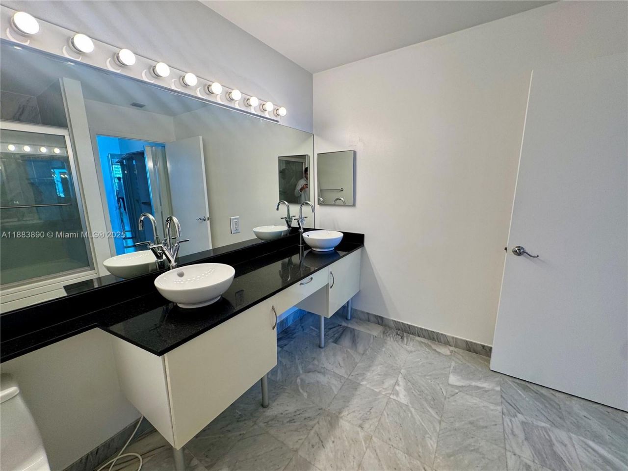 31 SE 5th St, Unit 3817, Miami, FL 33131 Photo