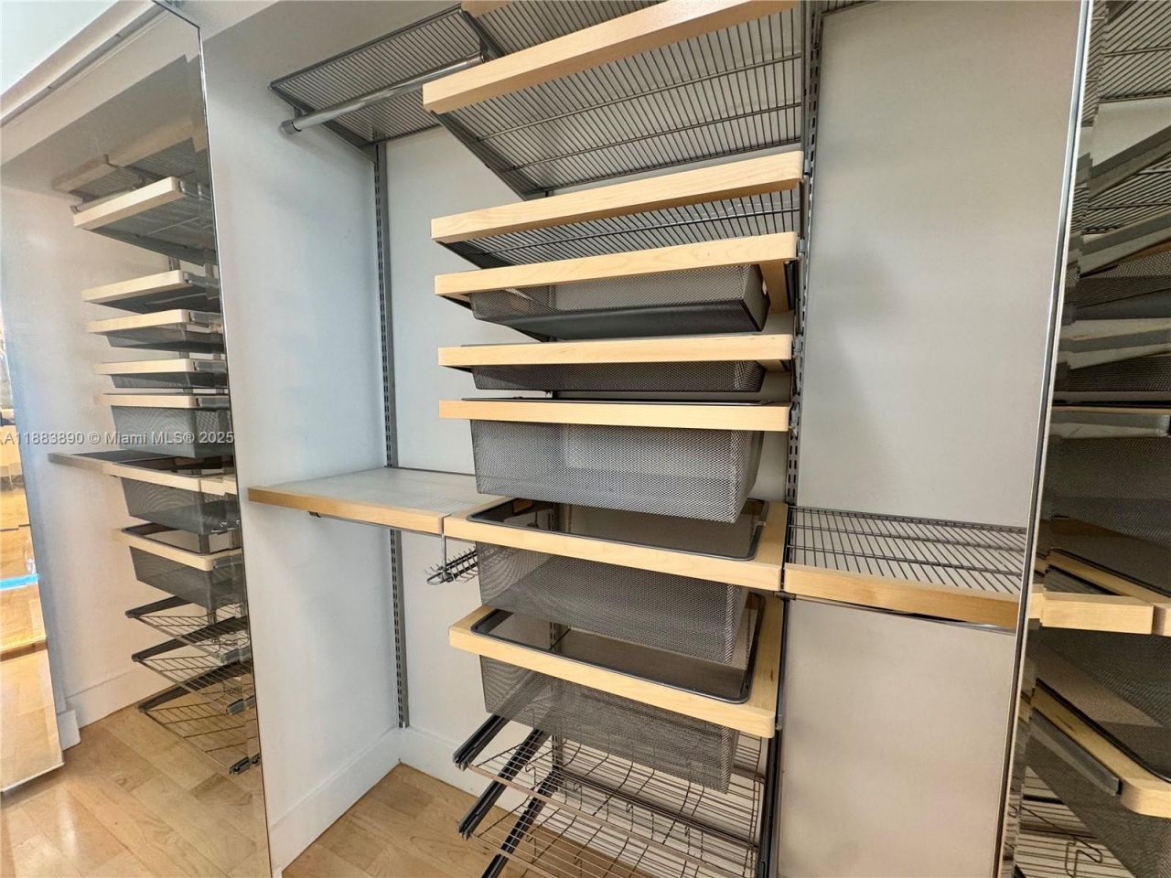 31 SE 5th St, Unit 3817, Miami, FL 33131 Photo