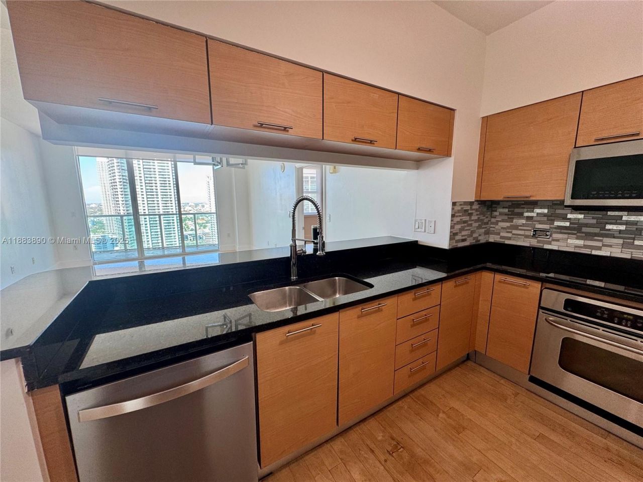 31 SE 5th St, Unit 3817, Miami, FL 33131 Photo