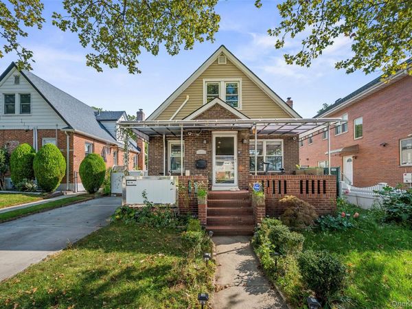 48-05 186th St., Fresh Meadows, NY 11365