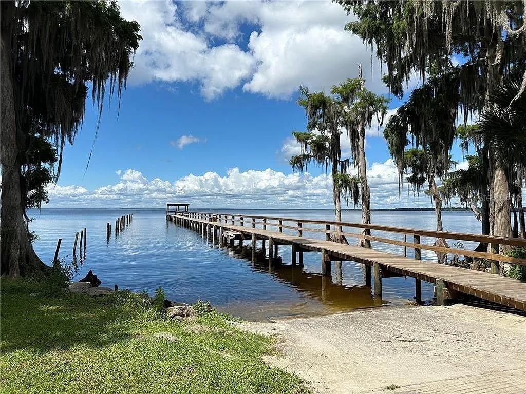 817 Paradise Boulevard, Georgetown, FL 32139 Photo