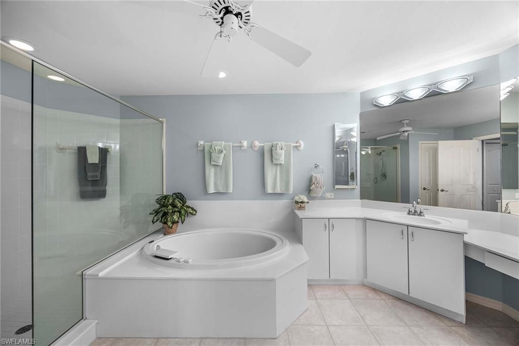 3401 Tralee Ct, Unit 202, Bonita Springs, FL 34134 Photo