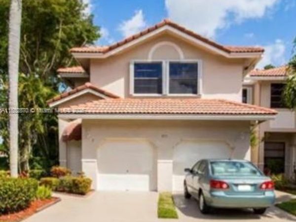 8711 Via Giula, Unit 2, Boca Raton, FL 33496