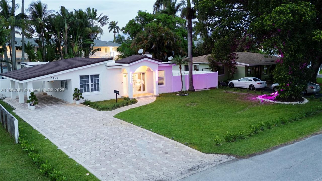 1435 Grant St, Unit na, Hollywood, FL 33020 Photo