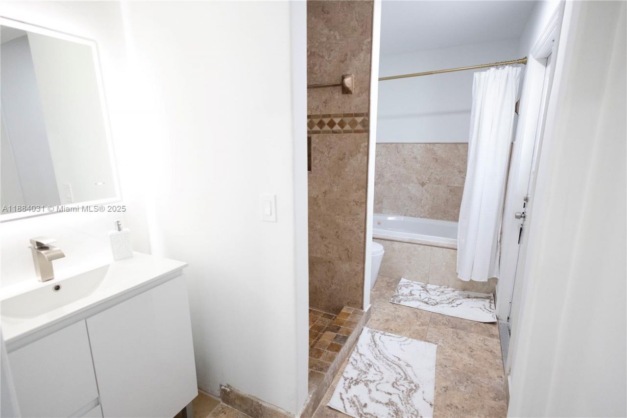 1435 Grant St, Unit na, Hollywood, FL 33020 Photo