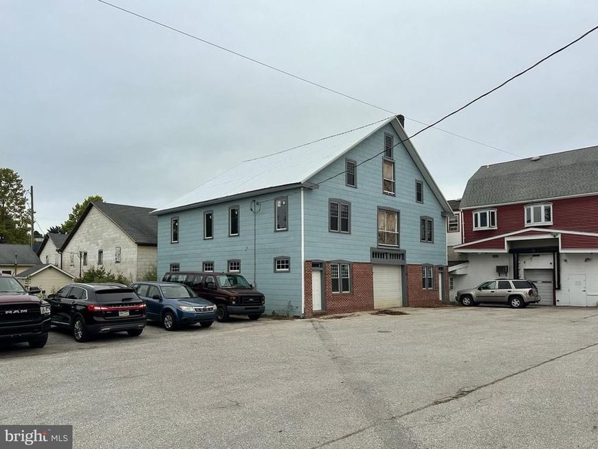 9 Republic Alley, New Freedom, PA 17349 Main Photo