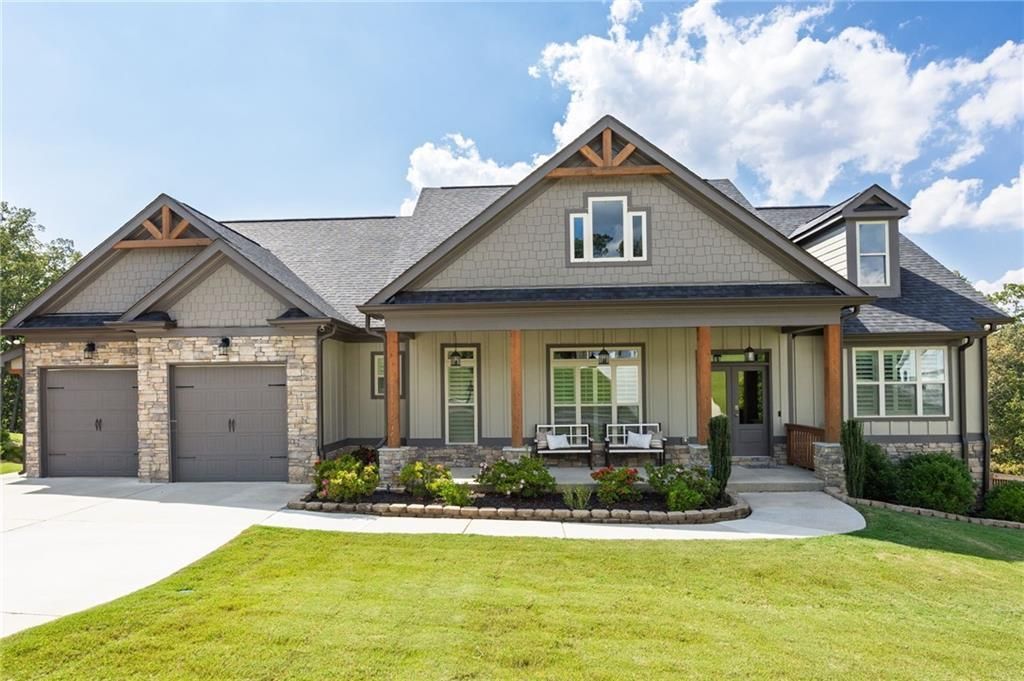 61 Roberson Drive, Cartersville, GA 30121 Main Photo