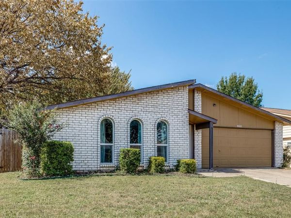 2602 Meadowview Drive, Arlington, TX 76016