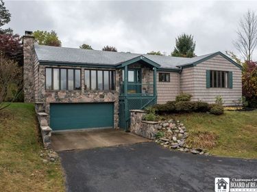 4 Winding Way, Lakewood, NY 14750