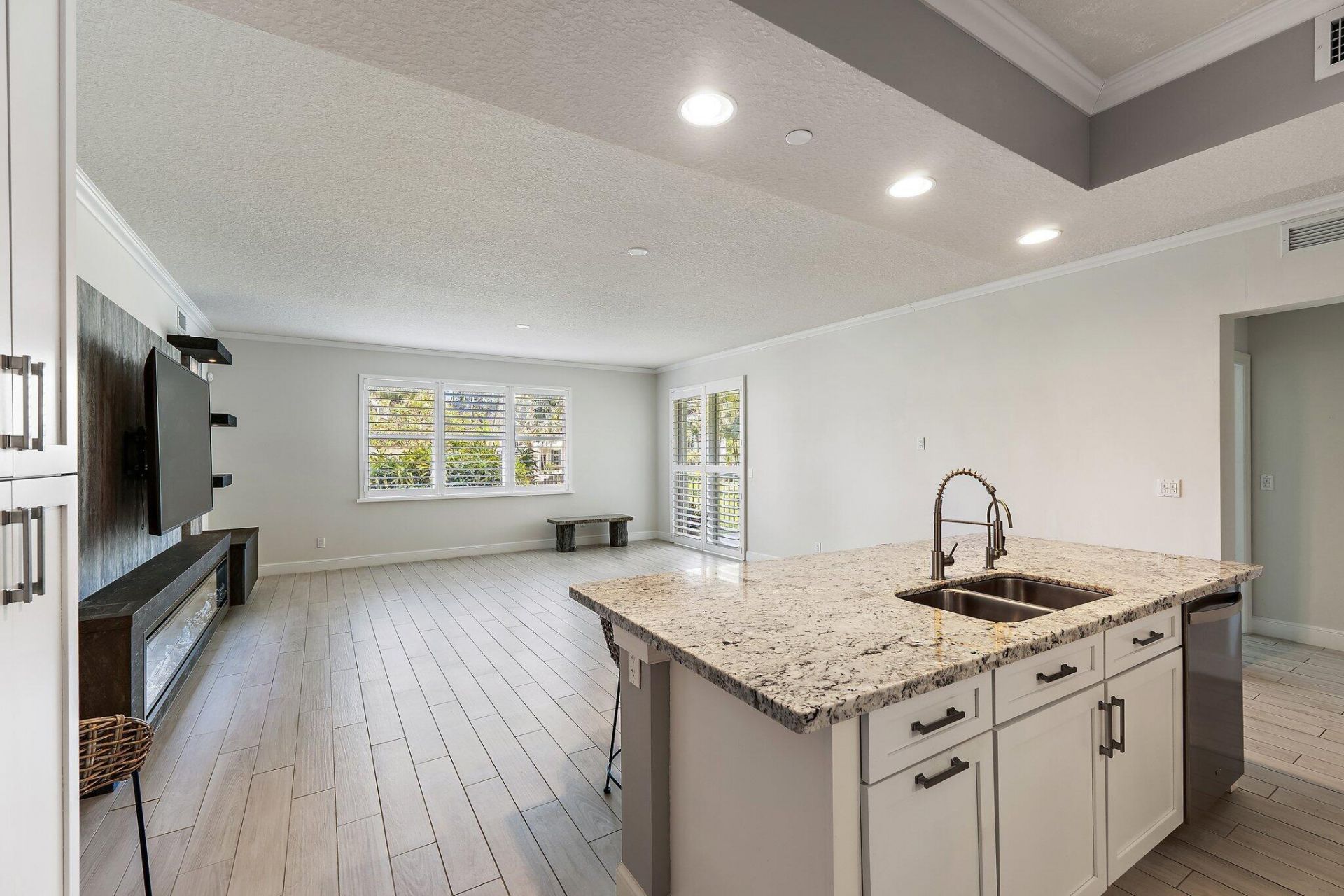 411 Bay Colony Drive N, Unit & Slip #32, Juno Beach, FL 33408 Photo