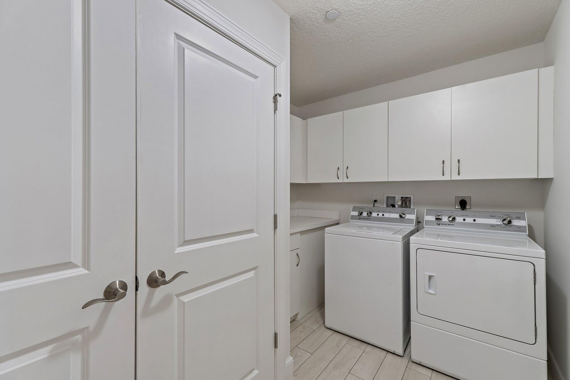 411 Bay Colony Drive N, Unit & Slip #32, Juno Beach, FL 33408 Photo