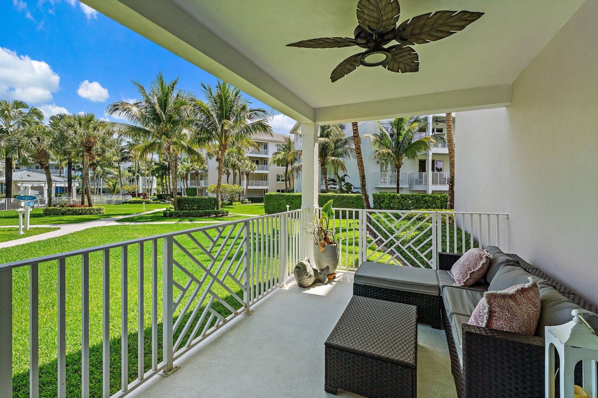 411 Bay Colony Drive N, Unit & Slip, Juno Beach, FL 33408 Photo