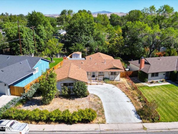 370 O'Brien Way, Sparks, NV 89431