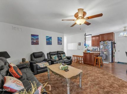 370 O'brien Way, Sparks, NV 89431 Photo