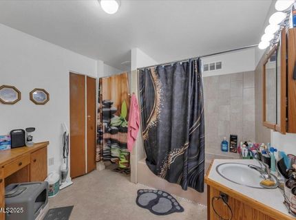 370 O'brien Way, Sparks, NV 89431 Photo