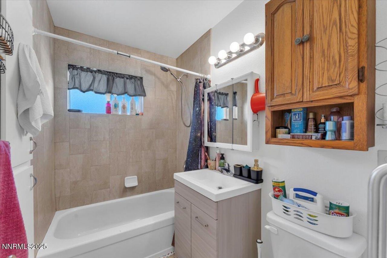 370 O'brien Way, Sparks, NV 89431 Photo