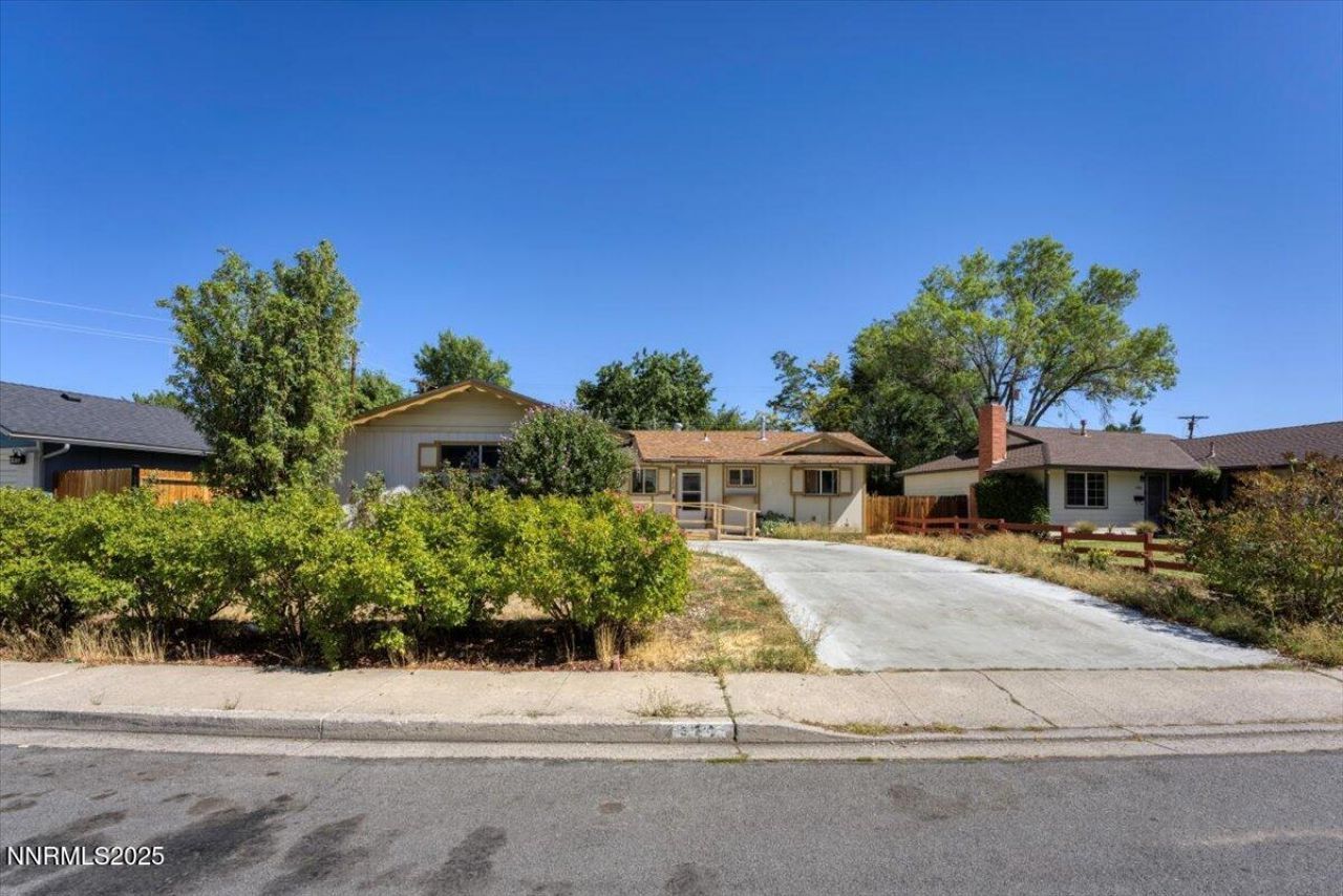 370 O'brien Way, Sparks, NV 89431 Photo