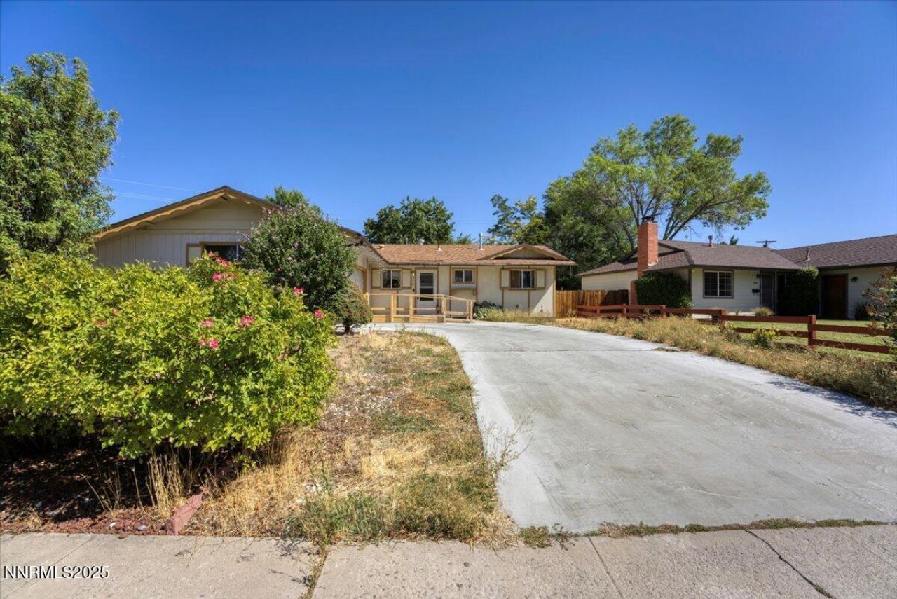 370 O'brien Way, Sparks, NV 89431 Photo