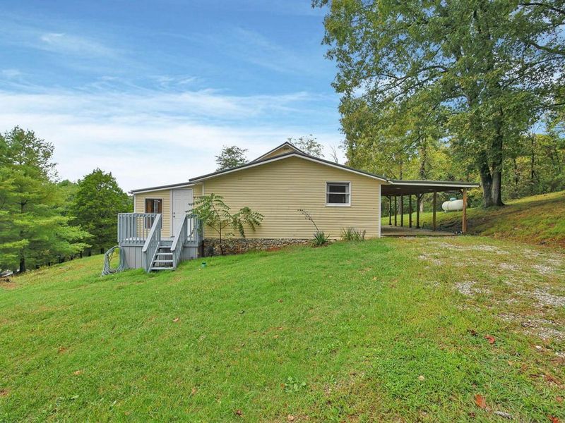 1573 Graham School Road, Gallipolis, OH 45631 Photo 2