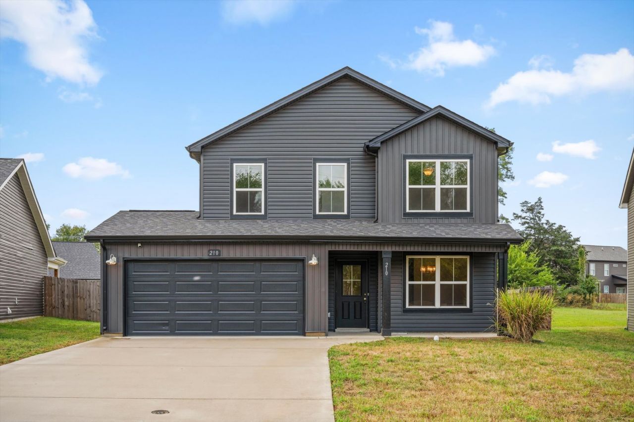 210 Notgrass Rd, Clarksville, TN 37042 Main Photo