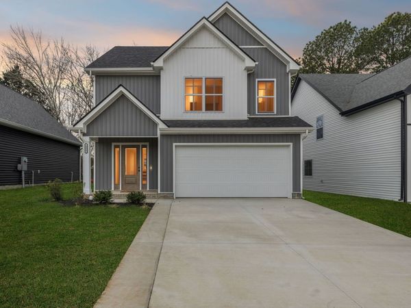 252 Switchgrass Dr, Clarksville, TN 37042