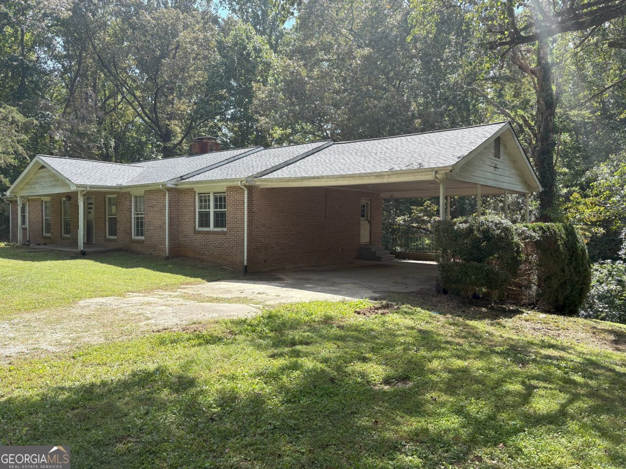 42 Vickie Drive E, Dawsonville, GA 30534 Main Photo