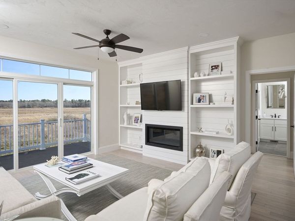 16 Metacomet Rd, Unit 16, West Bridgewater, MA 02379