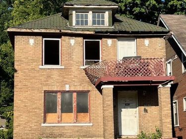 16309 Log Cabin Street, Highland Park, MI 48203