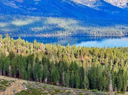 350 Glenmore Way, South Lake Tahoe, CA 96150 Photo