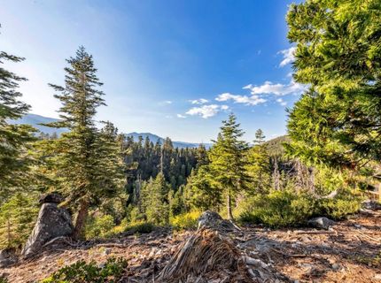 350 Glenmore Way, South Lake Tahoe, CA 96150 Photo