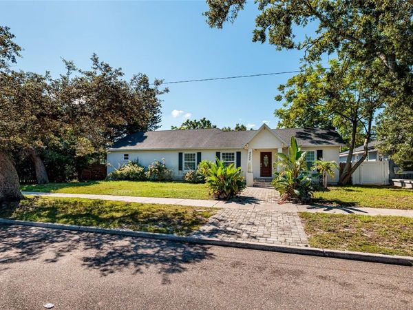 4320 8TH AVENUE N, ST PETERSBURG, FL 33713