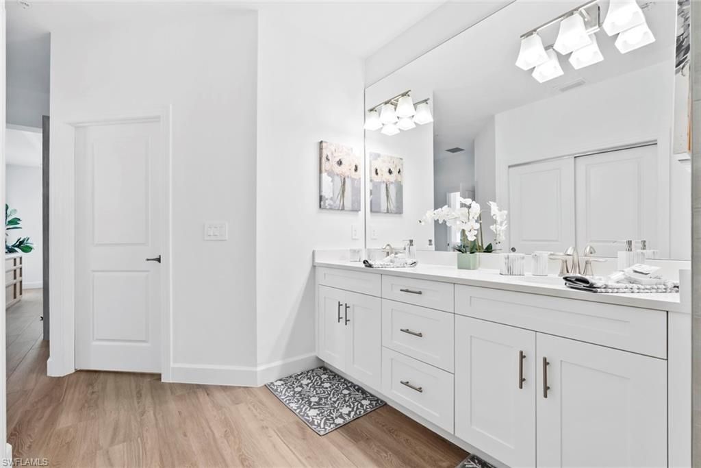 16889 Fairgrove Way, Unit 5-201, Naples, FL 34110 Photo