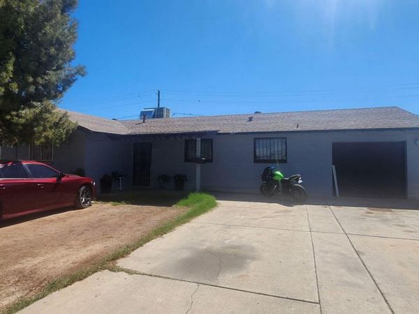 5525 W GLENROSA Avenue, Phoenix, AZ 85031