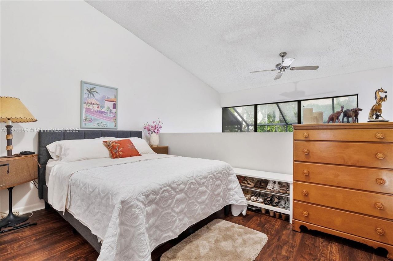 4347 SW 70th Ter, Davie, FL 33314 Photo