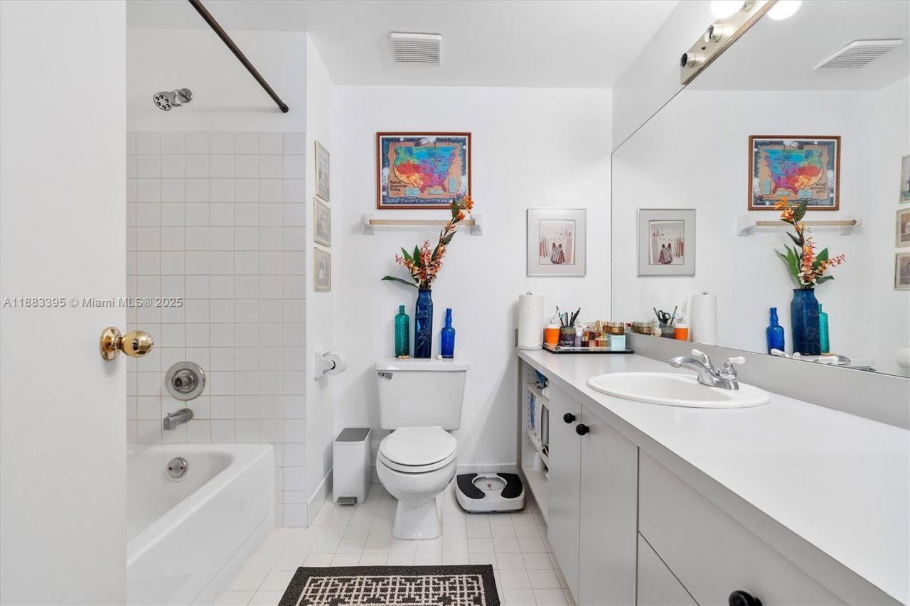 4347 SW 70th Ter, Davie, FL 33314 Photo