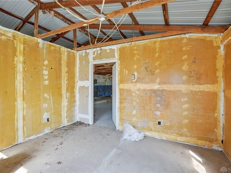 6445 Heffner Road, Bethel Township, OH 45371 Photo 32