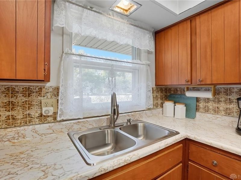 6445 Heffner Road, Bethel Township, OH 45371 Photo 9