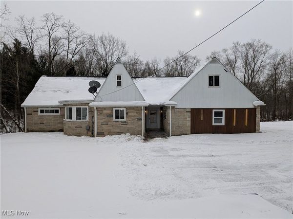 28300 Aurora Road, Solon, OH 44139