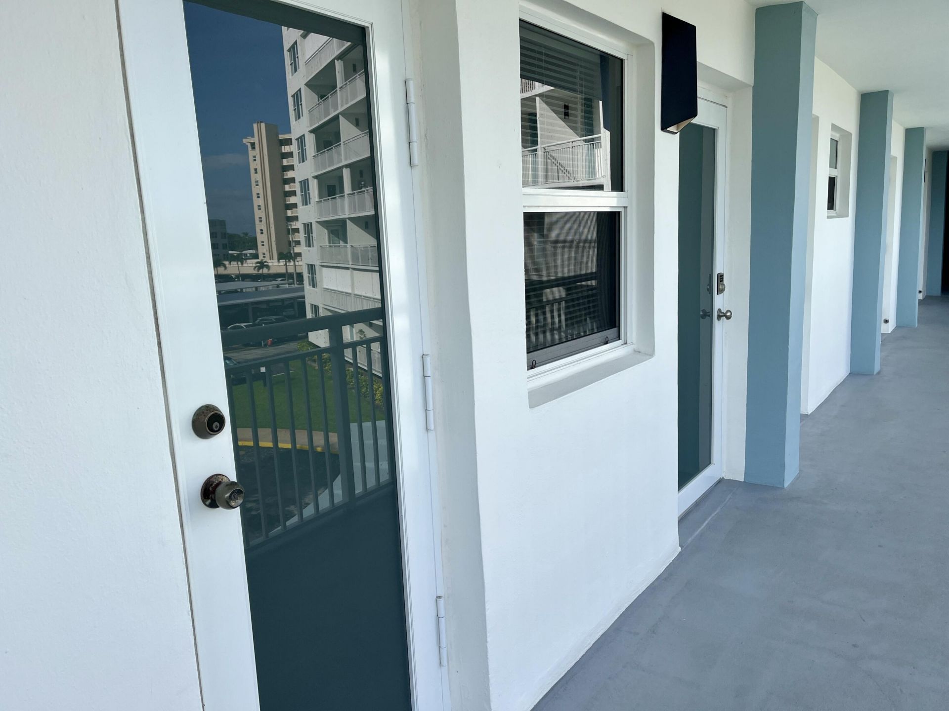 201 N Ocean Boulevard, Unit 302, Pompano Beach, FL 33062 Photo