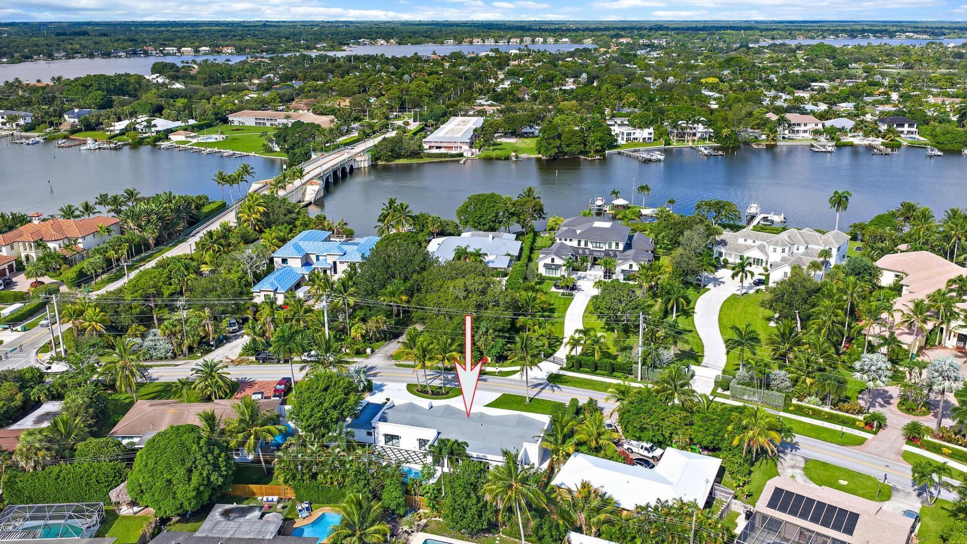 391 W Riverside Drive, Tequesta, FL 33469 Photo