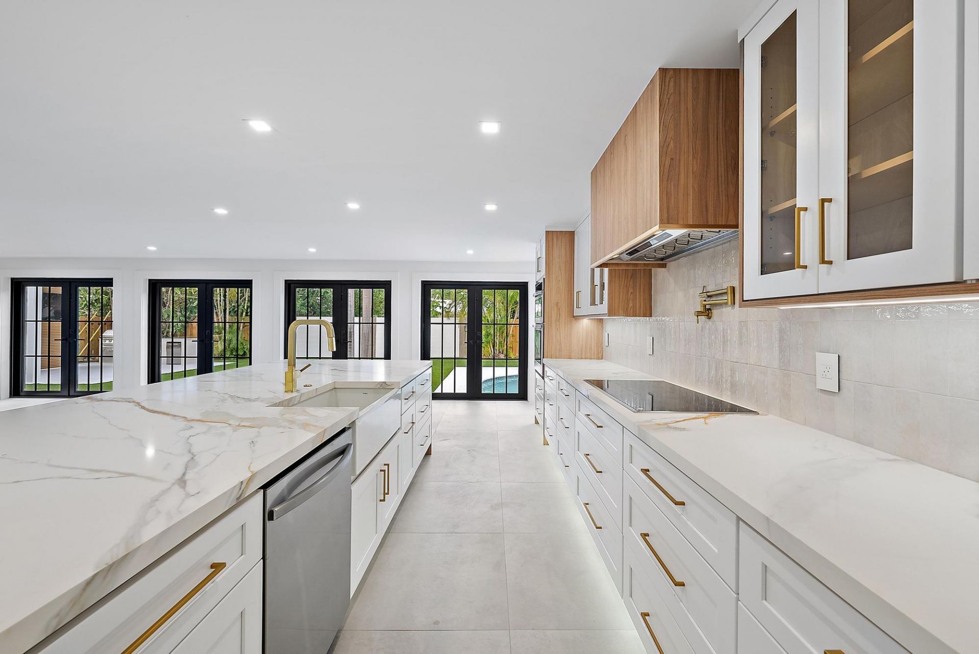 391 W Riverside Drive, Tequesta, FL 33469 Photo