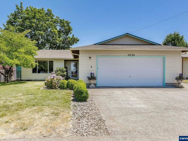 3035 Marion St SE, Albany, OR 97322